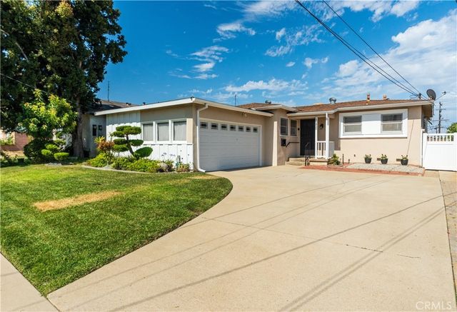 16820 S Catalina, Gardena.