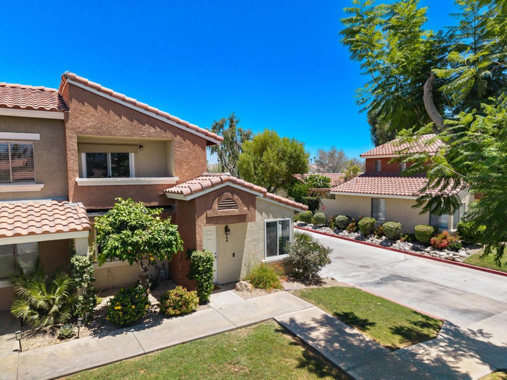 386 Tava Lane, Palm Desert