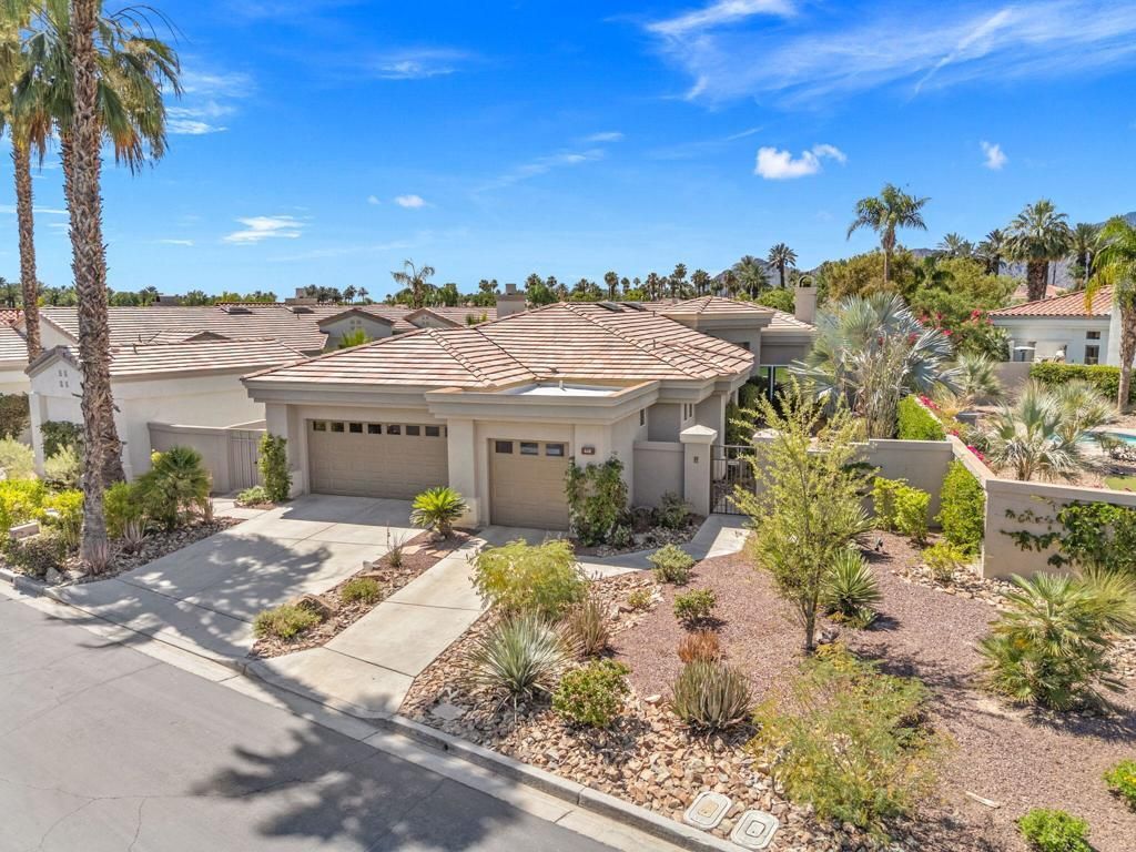 448 White Horse Trail, Palm Desert