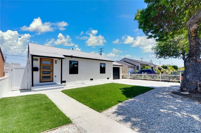 14782 Dublin, Gardena.