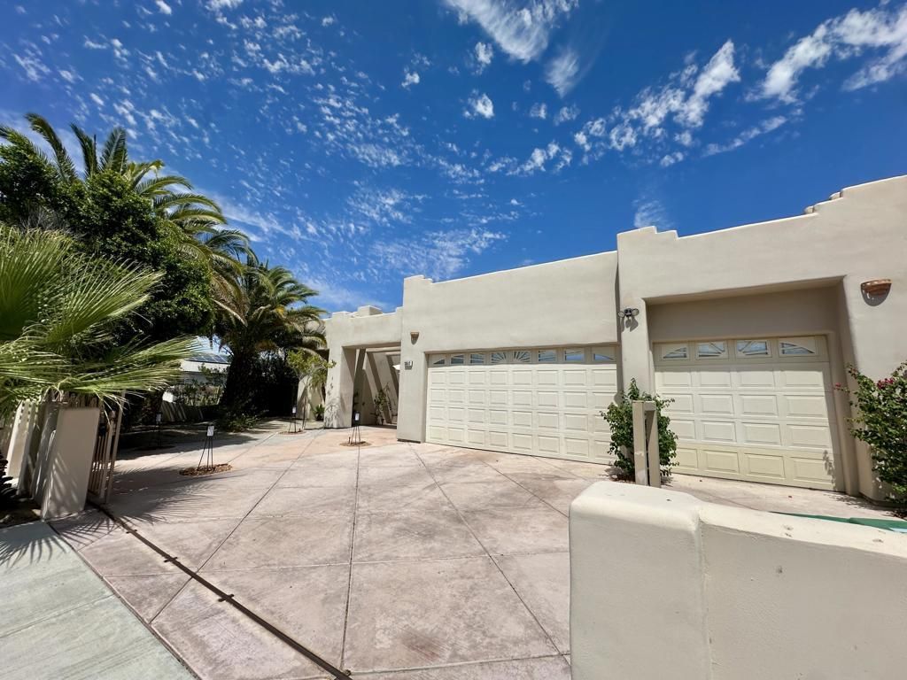 30512 Avenida Del Padre, Cathedral City