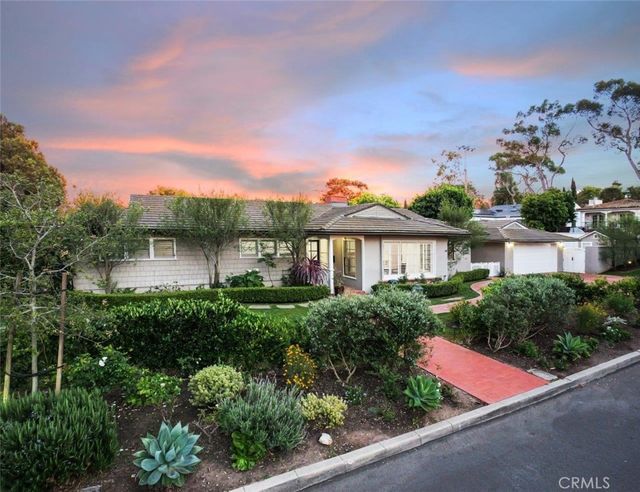 300 Via Alcance, Palos Verdes Estates.
