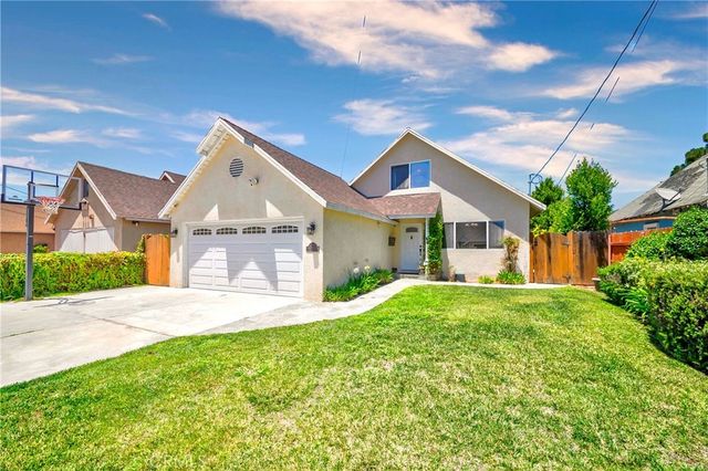 1051 W 184th, Gardena.