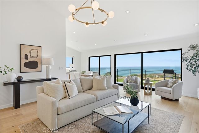 381 Palos Verdes Dr., Palos Verdes Estates.