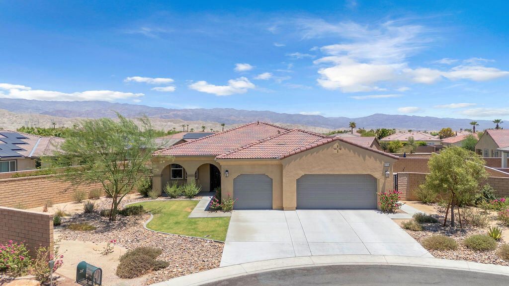 40750 Calabria Court, Indio
