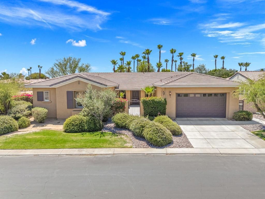 43244 Parkway Esplanade W, La Quinta