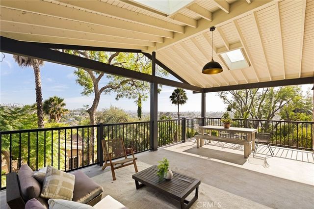 3926 Sunset Drive, Los Angeles