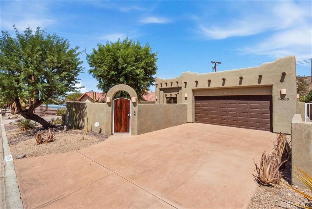 54580 Avenida Juarez, La Quinta