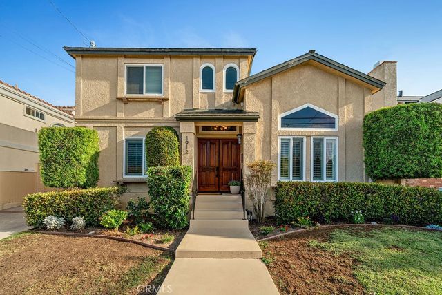 1912 Harriman Lane A, Redondo Beach.