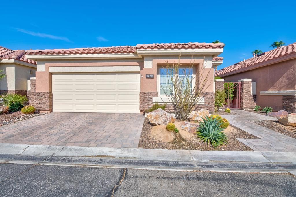 42725 Turqueries Avenue, Palm Desert