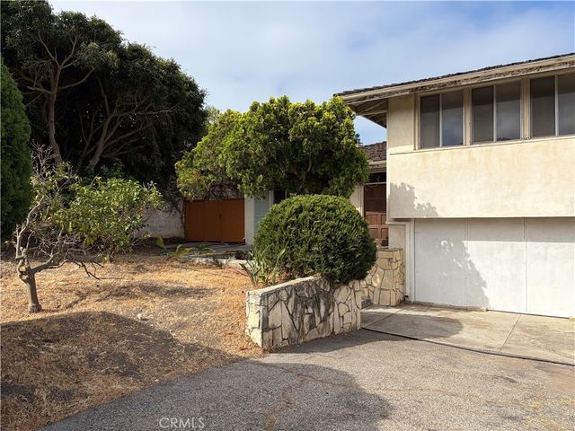 2825 Via Anacapa, Palos Verdes Estates.