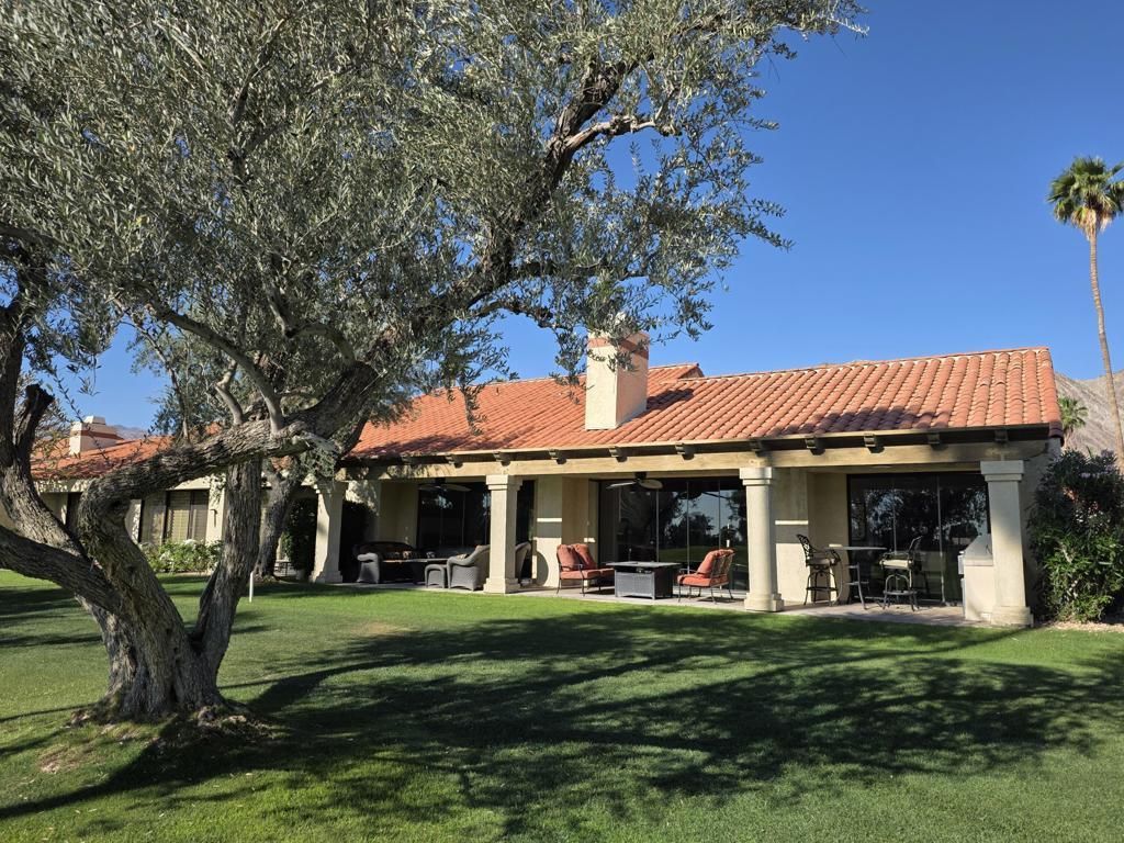 49460 Avenida Club La Quinta, La Quinta