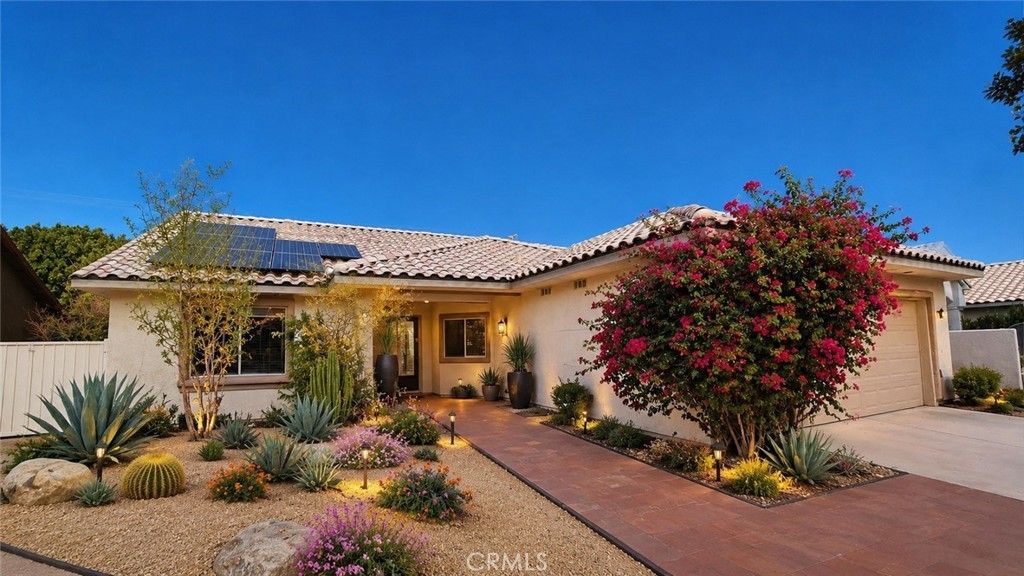 68050 Encinitas, Cathedral City