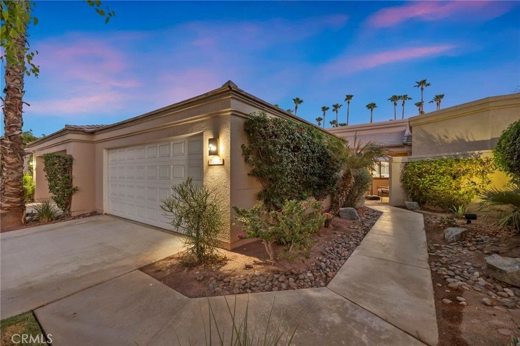 76037 Impatiens, Palm Desert