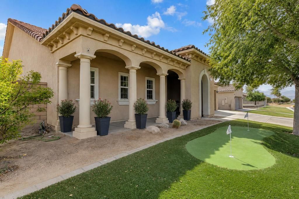 41096 Maxwell Court, Indio