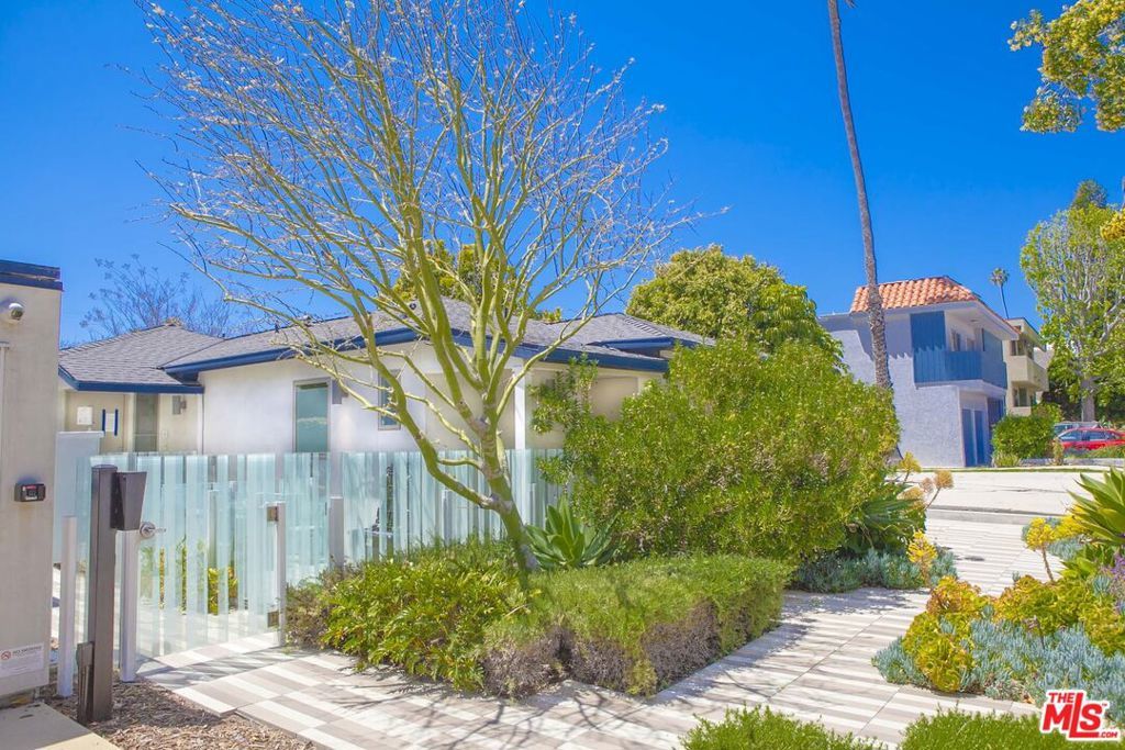 Photo of Listing #24395013