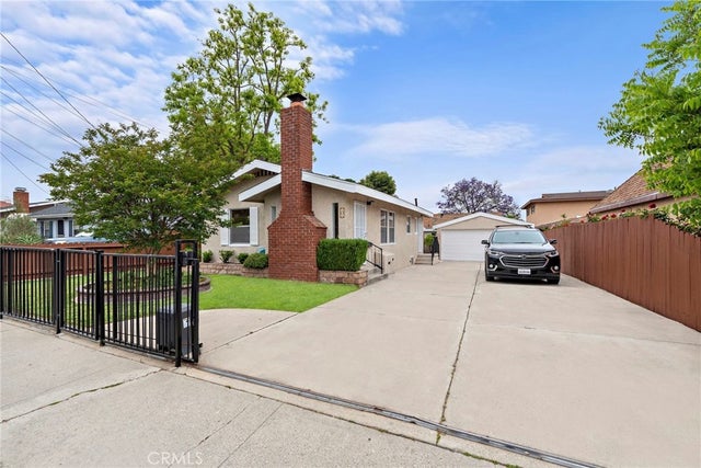 1911 259th Place, Lomita.