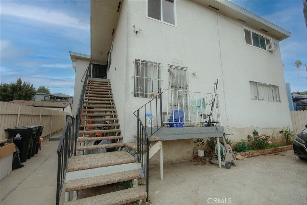 Photo of Listing #DW24209925