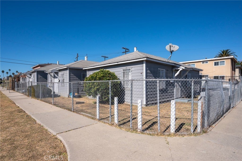 Photo of Listing #SB24236235