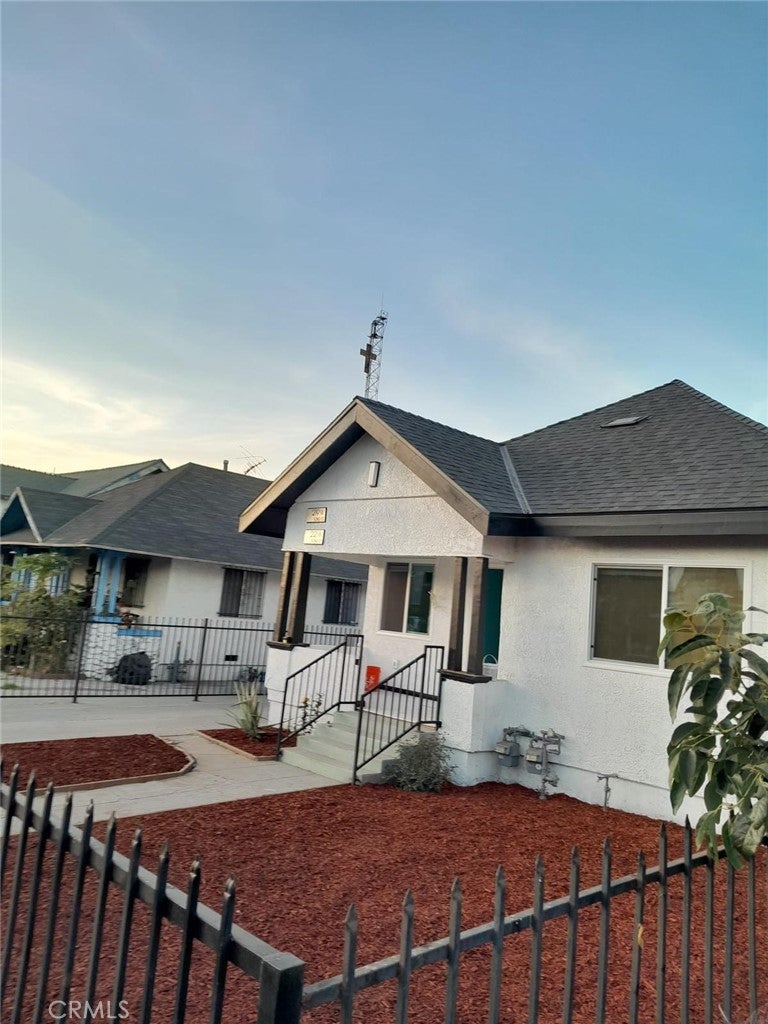 Photo of Listing #DW24236351