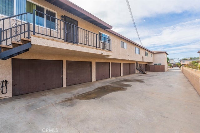 16418 S Manhattan Place, Gardena.