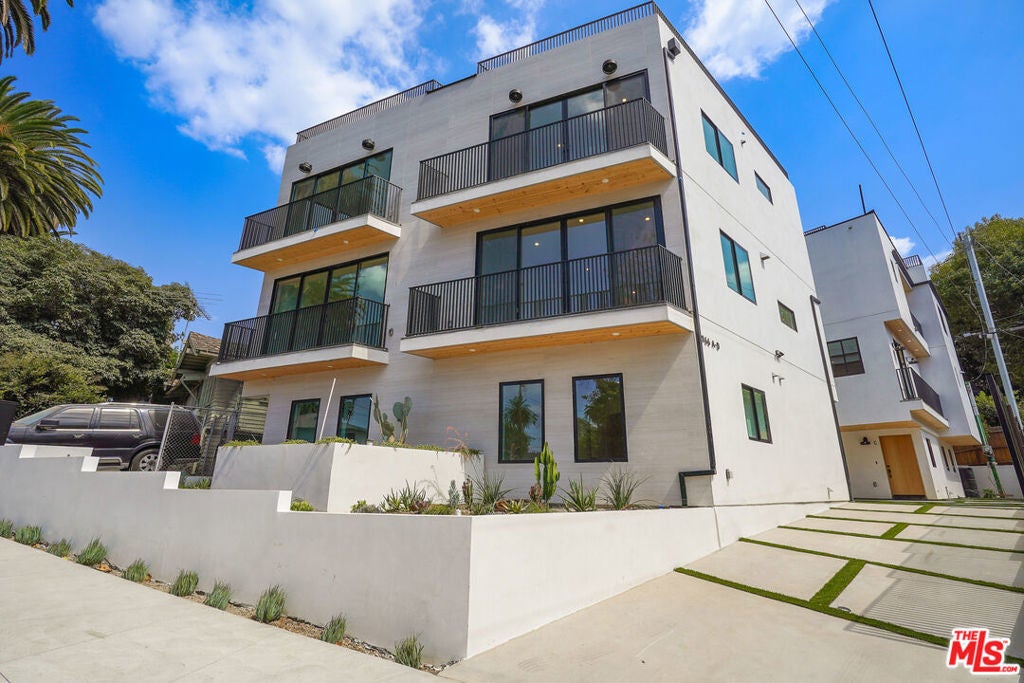 Photo of Listing #25479121