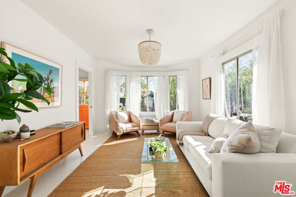 Photo of Listing #21761482