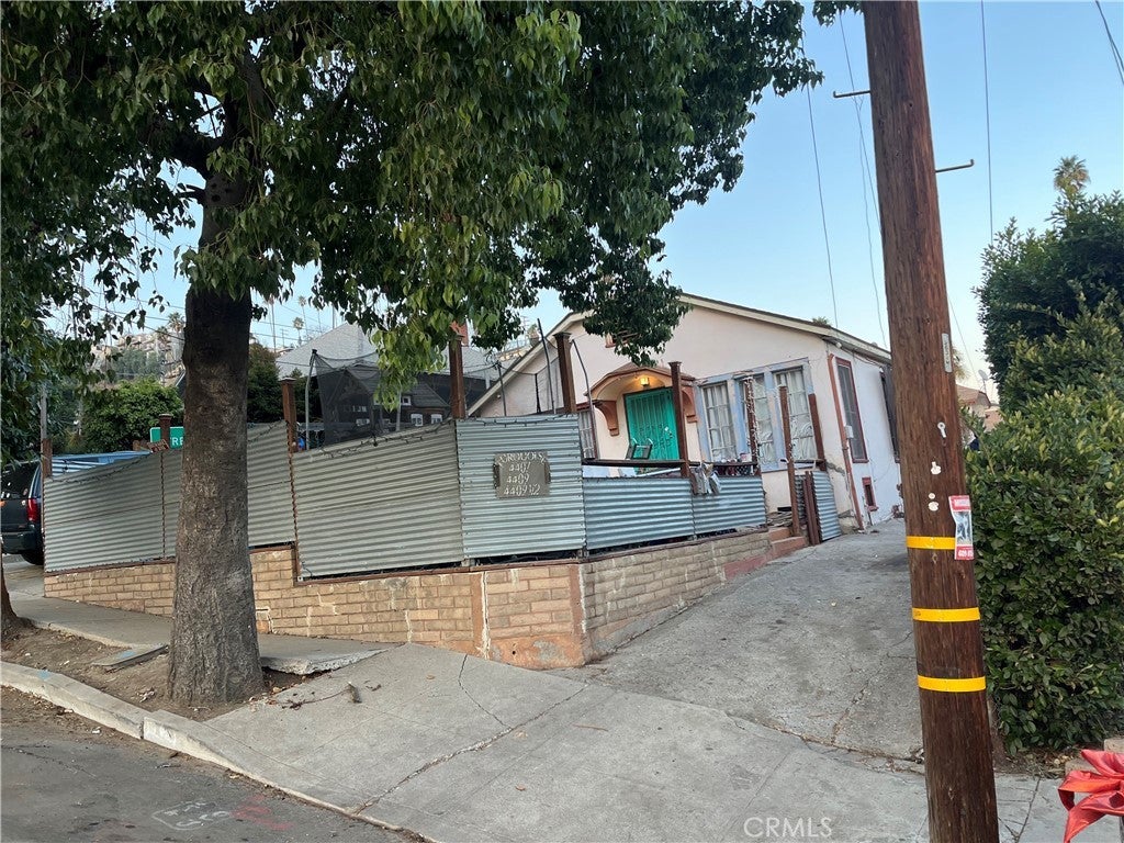 Photo of Listing #DW25013190