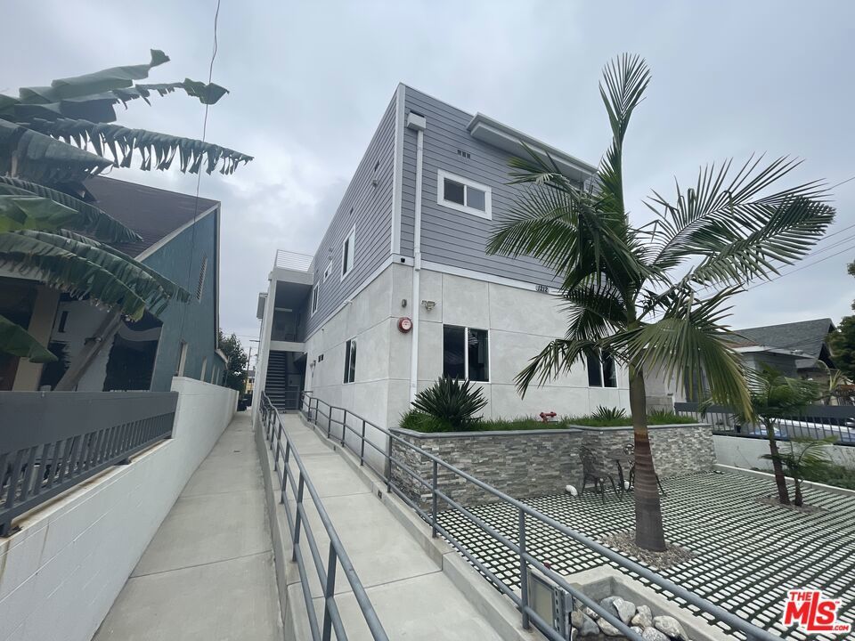 Photo of Listing #25487457