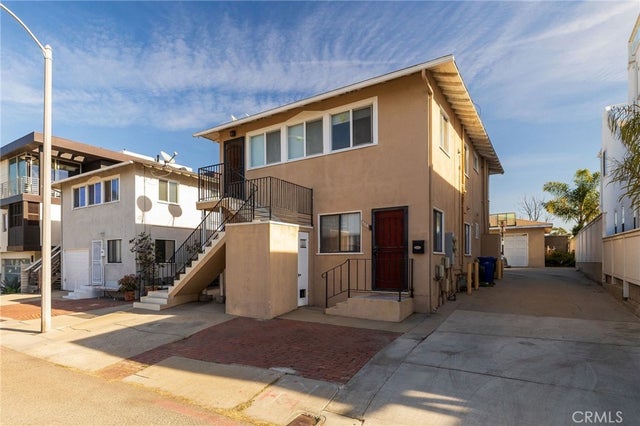 714 Loma Drive, Hermosa Beach.
