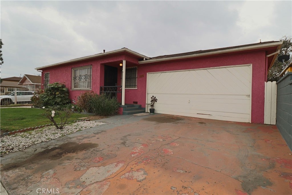 Photo of Listing #DW25019976