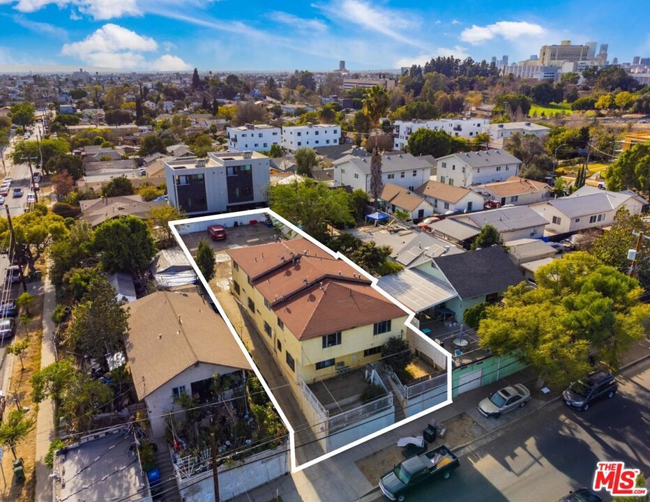 Photo of Listing #25493331