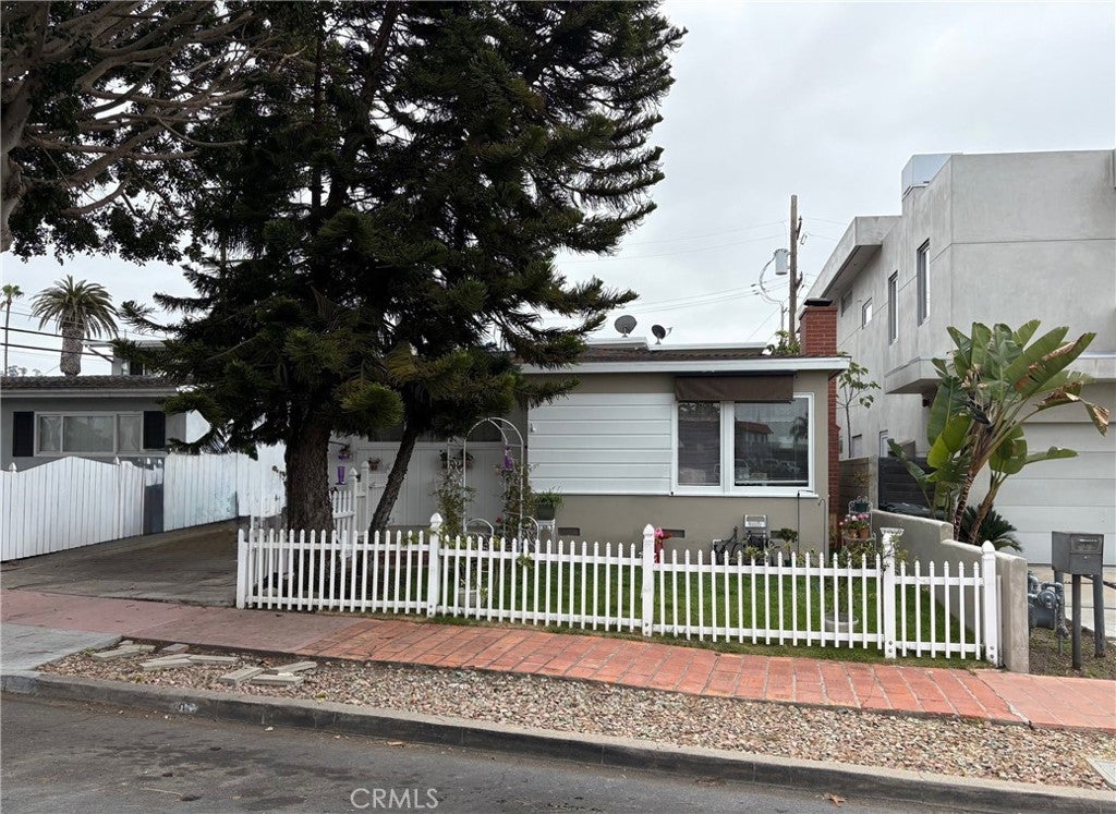 Photo of Listing #OC25029347