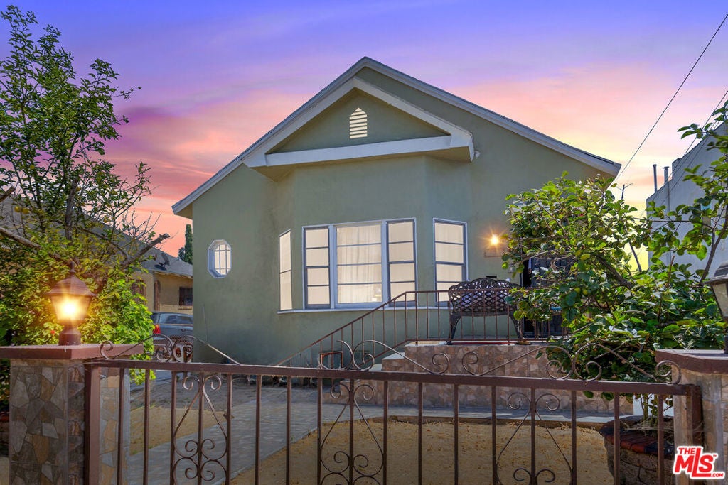 Photo of Listing #25502876