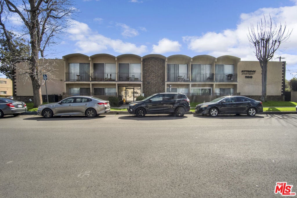 Photo of Listing #25506061