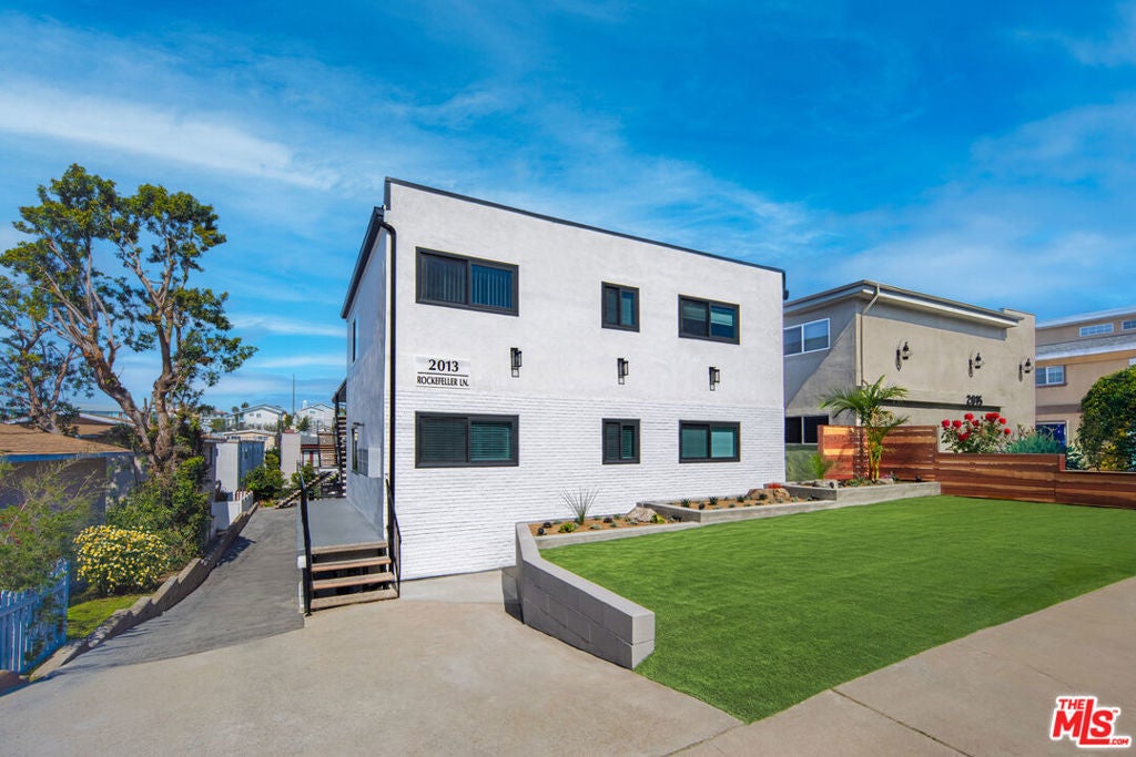 Photo of Listing #25506893