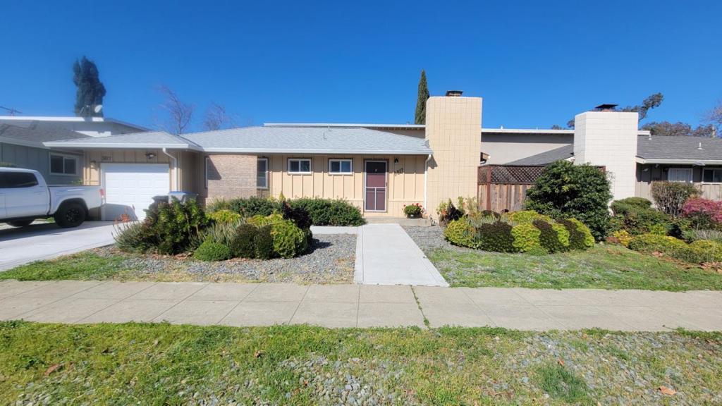 Photo of Listing #ML81997019