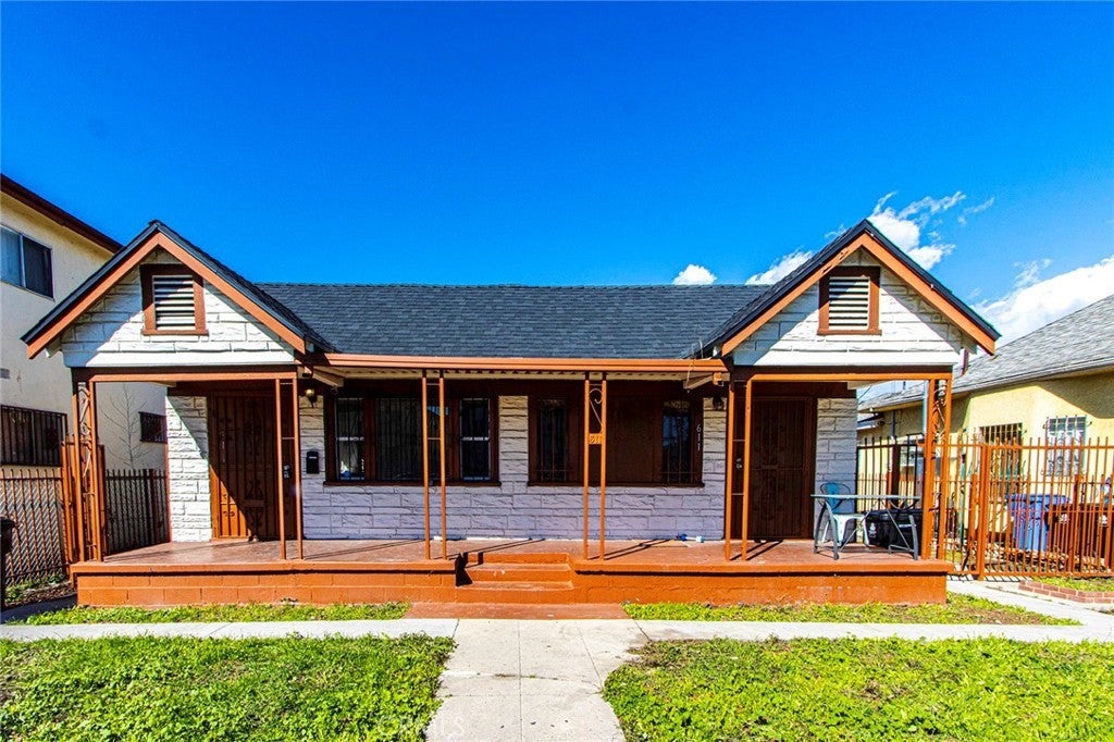 Photo of Listing #DW25052796