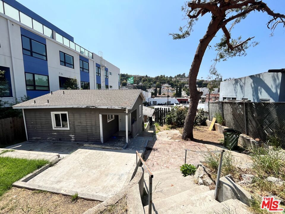 Photo of Listing #25511137