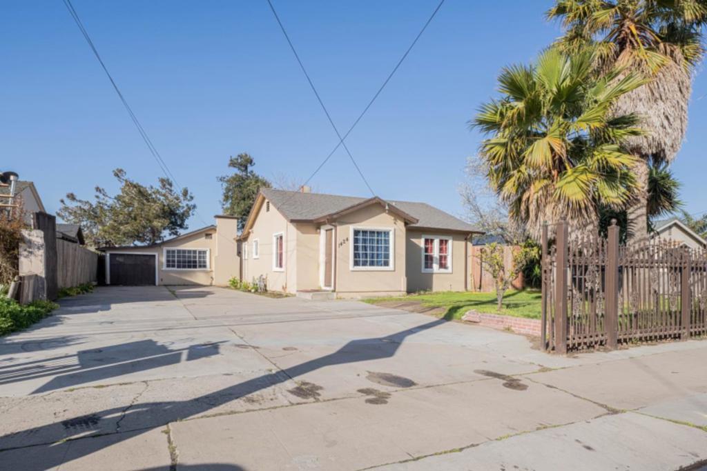 Photo of Listing #ML81998776