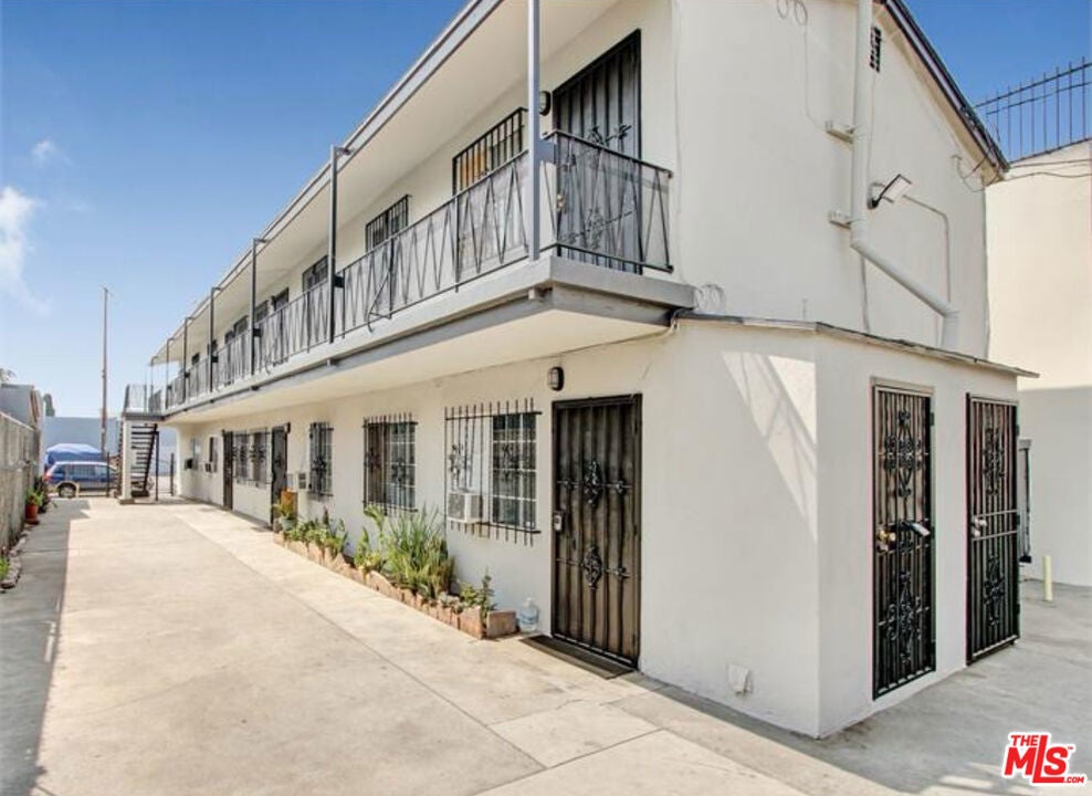 Photo of Listing #25506847