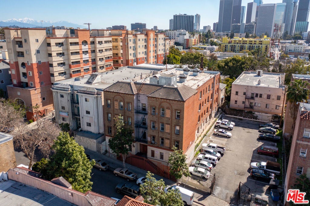 Photo of Listing #25517347