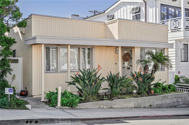 128 28th Street, Hermosa Beach.