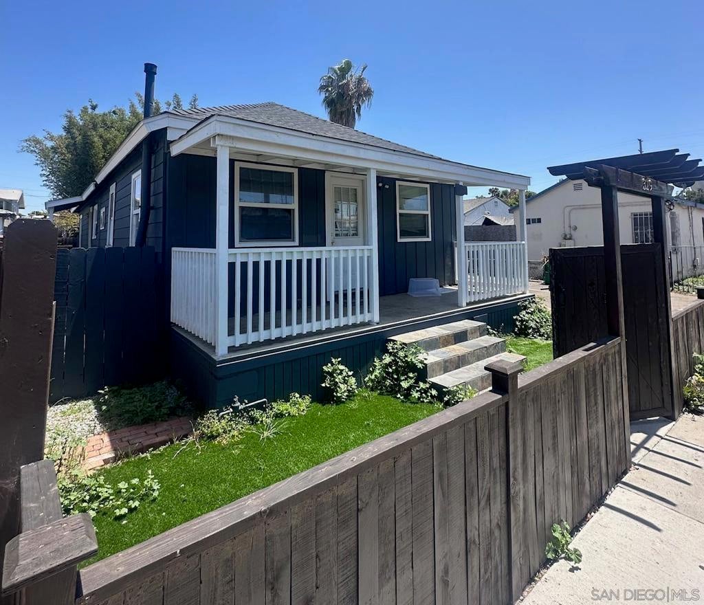 Photo of Listing #250023758SD