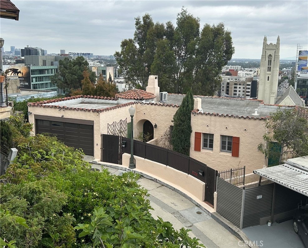 Photo of Listing #SR25078313