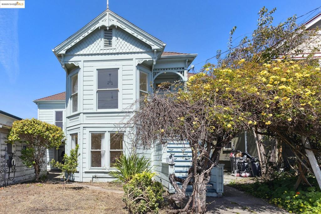 Photo of Listing #41092877