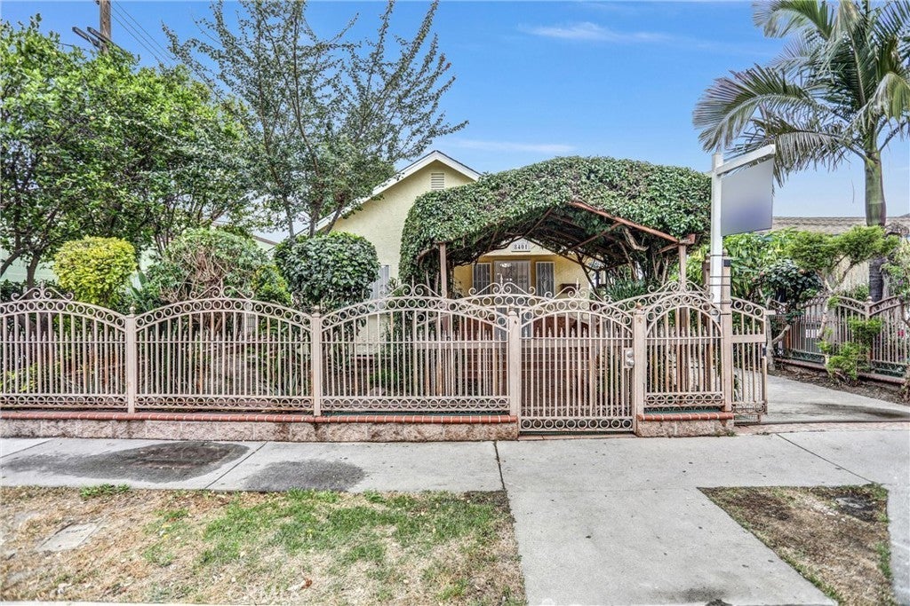 Photo of Listing #DW25085526