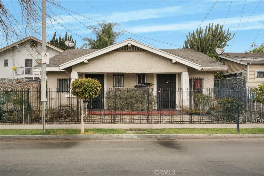 Photo of Listing #SB25093089