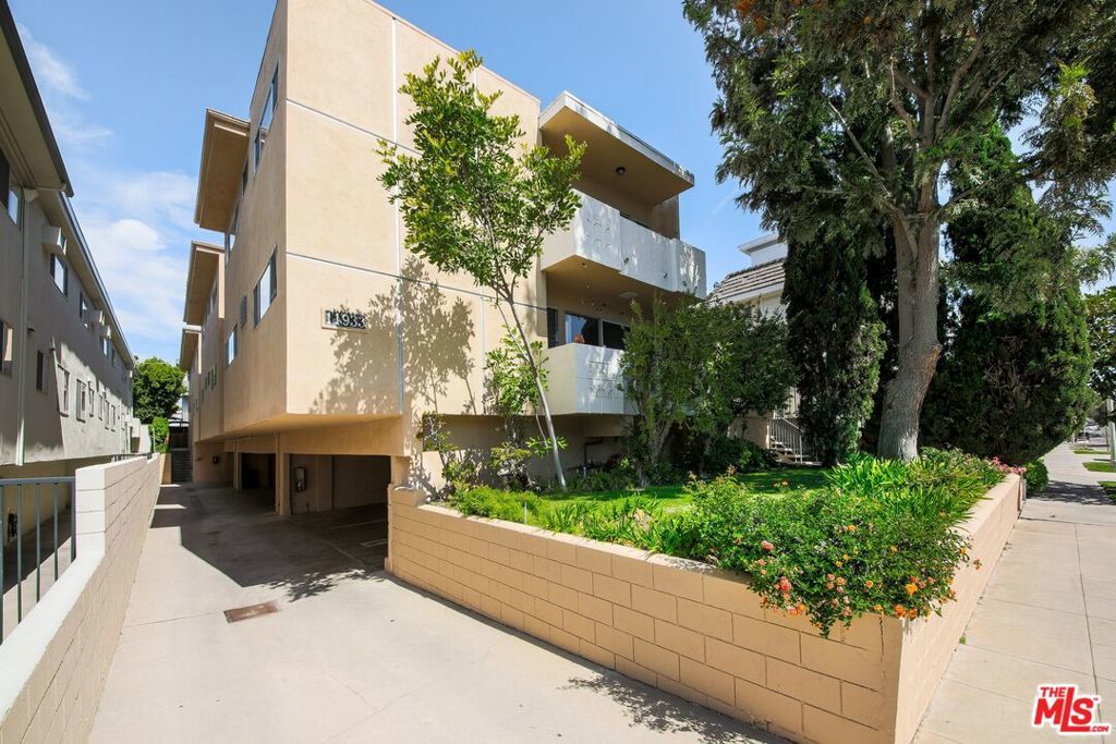 Photo of Listing #25532879