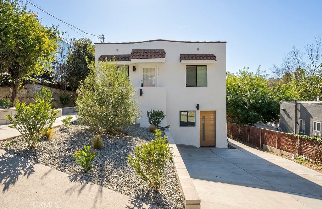 Photo of Listing #CV25100030